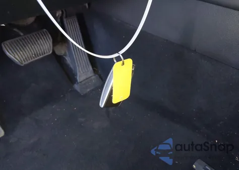 2017 Genesis G90 5.0 Ultimate из США, поврежденный, VIN KMHG54JH9HU025443